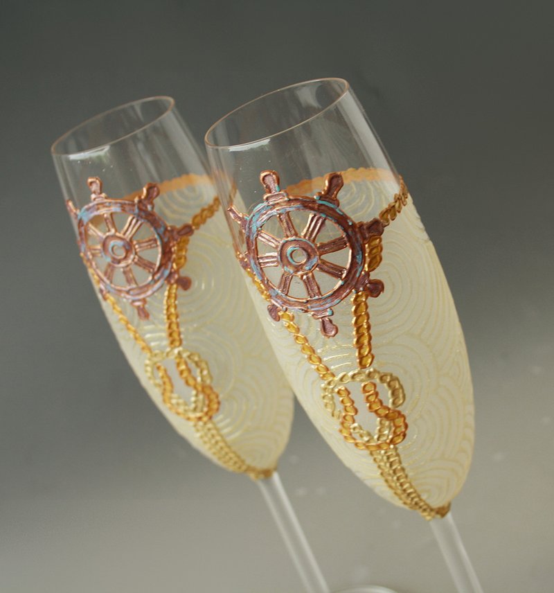 Champagne Wedding Glasses, Nautical Marine Beach Wedding Hand-painted set of 2 - 酒杯/酒器 - 玻璃 金色
