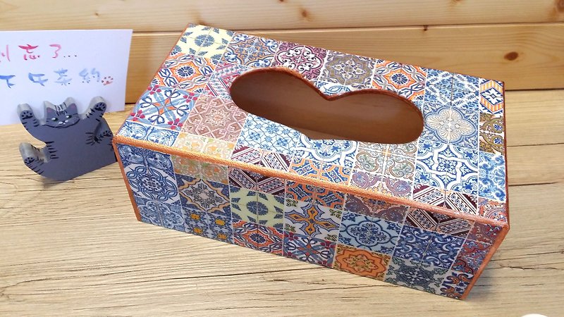 桌上型仿西班牙磁砖面纸盒/ - 摆饰 - 木头 多色