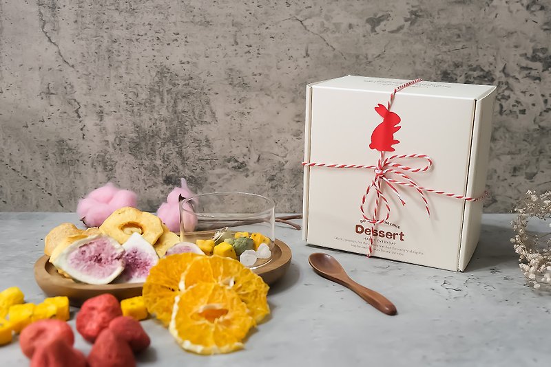 【禾果】可爱小兔综合果干&果茶礼盒 - 水果干 - 其他材质 白色