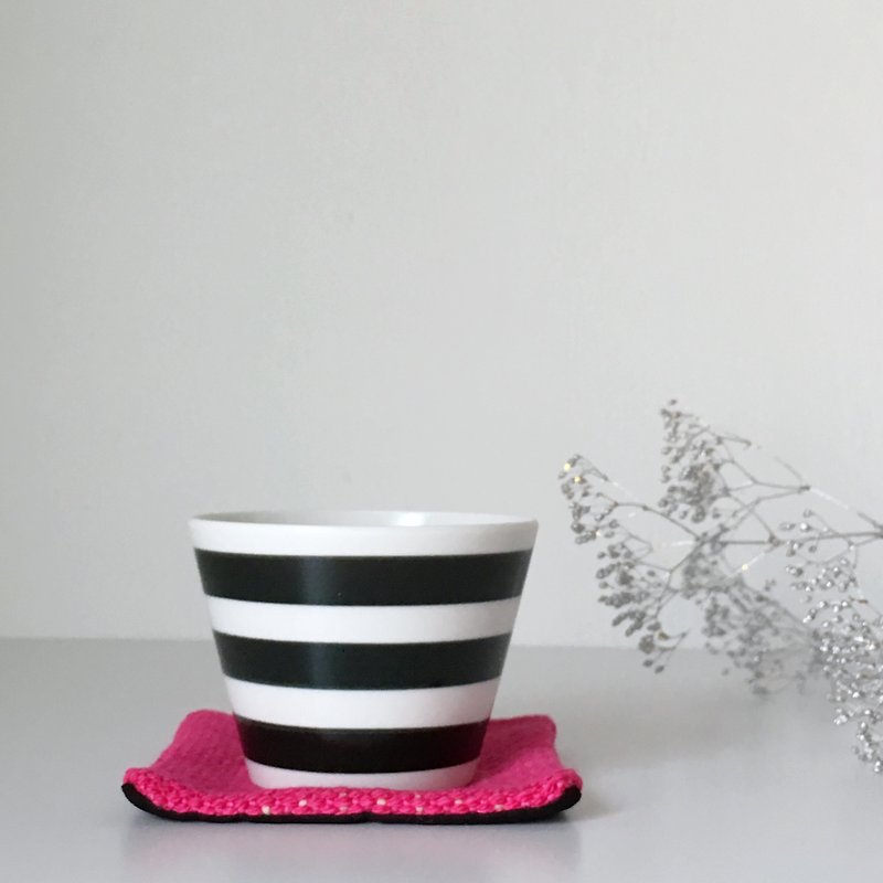 手織りリバーシブルコースター"Black & Pink" - 杯垫 - 棉．麻 粉红色