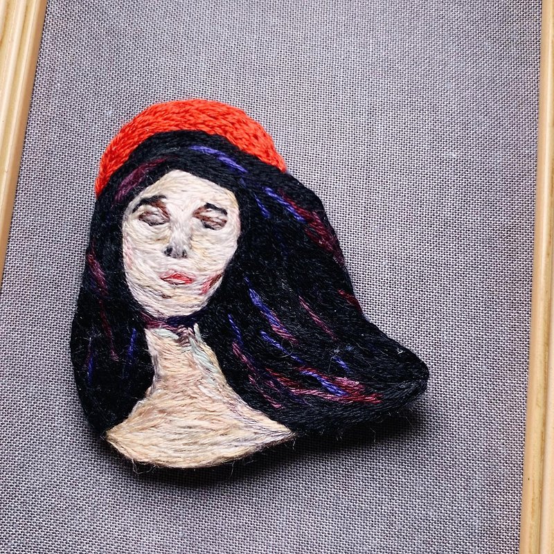 名画刺绣胸针 Madonna Edvard Munch Brooch - 胸针 - 绣线 多色