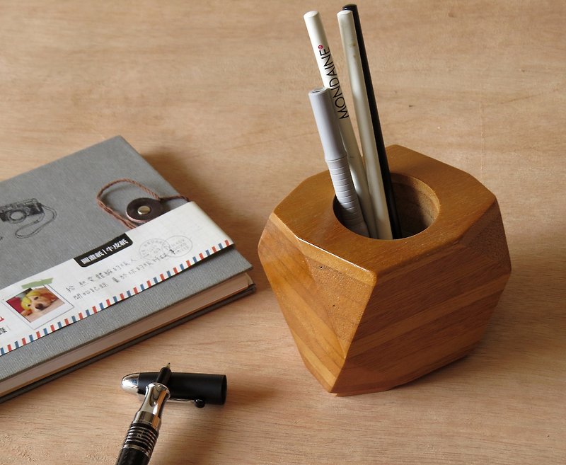 HO MOOD 木拼系列—几何 原木笔筒 - 笔筒/笔座 - 木头 咖啡色