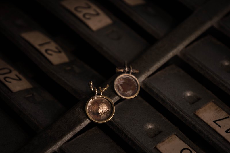 锖・老画布 | brass earrings - 耳环/耳夹 - 铜/黄铜 金色