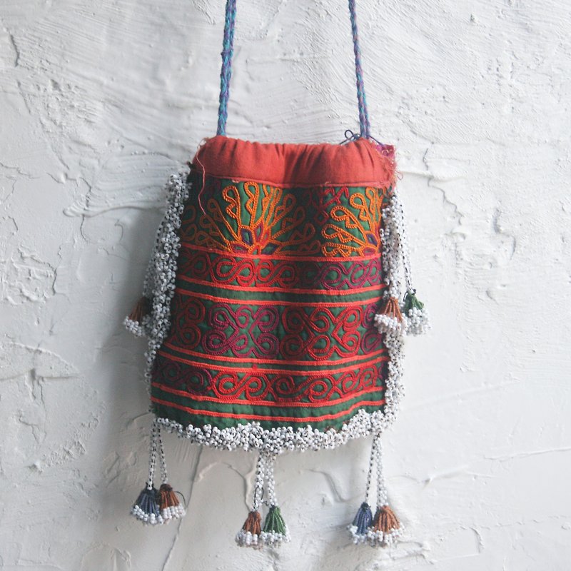 阿富汗手工串珠刺绣束口袋 - 其他 - 棉．麻 多色