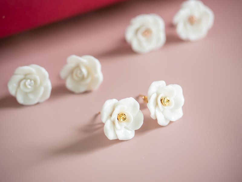 陶瓷玫瑰花耳环 - 925银 - 耳环/耳夹 - 瓷 白色