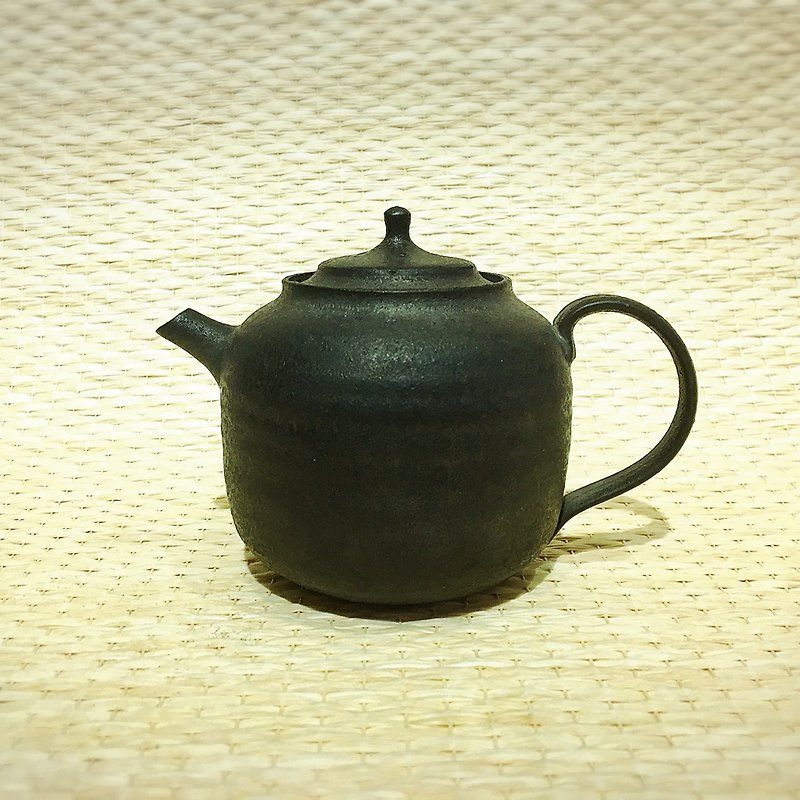 黑陶壼 - 茶具/茶杯 - 陶 黑色