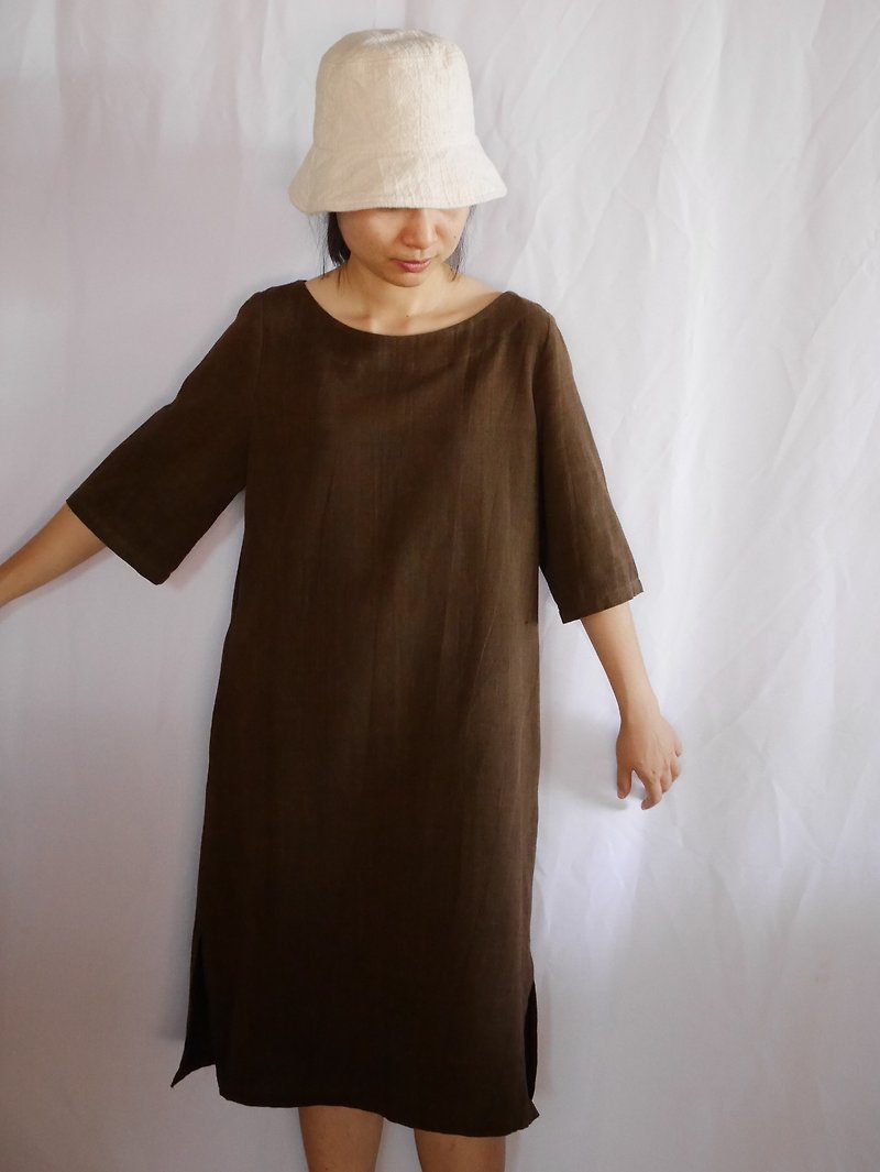 hand-woven cotton fabric with natural dyes long dress (brown) Y7 - 洋装/连衣裙 - 棉．麻 咖啡色