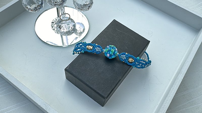 230807 Macrame 南美蜡线 琉璃珠 手链 - 手链/手环 - 半宝石 蓝色