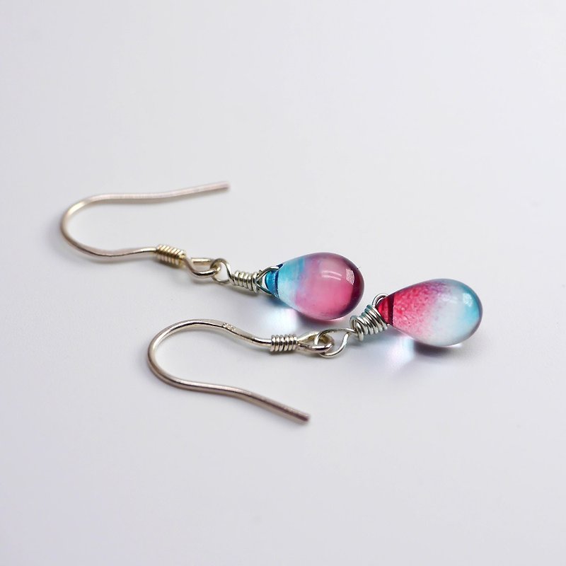 多色选择 - Candy Jewelry 925纯银渐层色琉璃耳勾(可改无痛耳夹) - 耳环/耳夹 - 琉璃 紫色