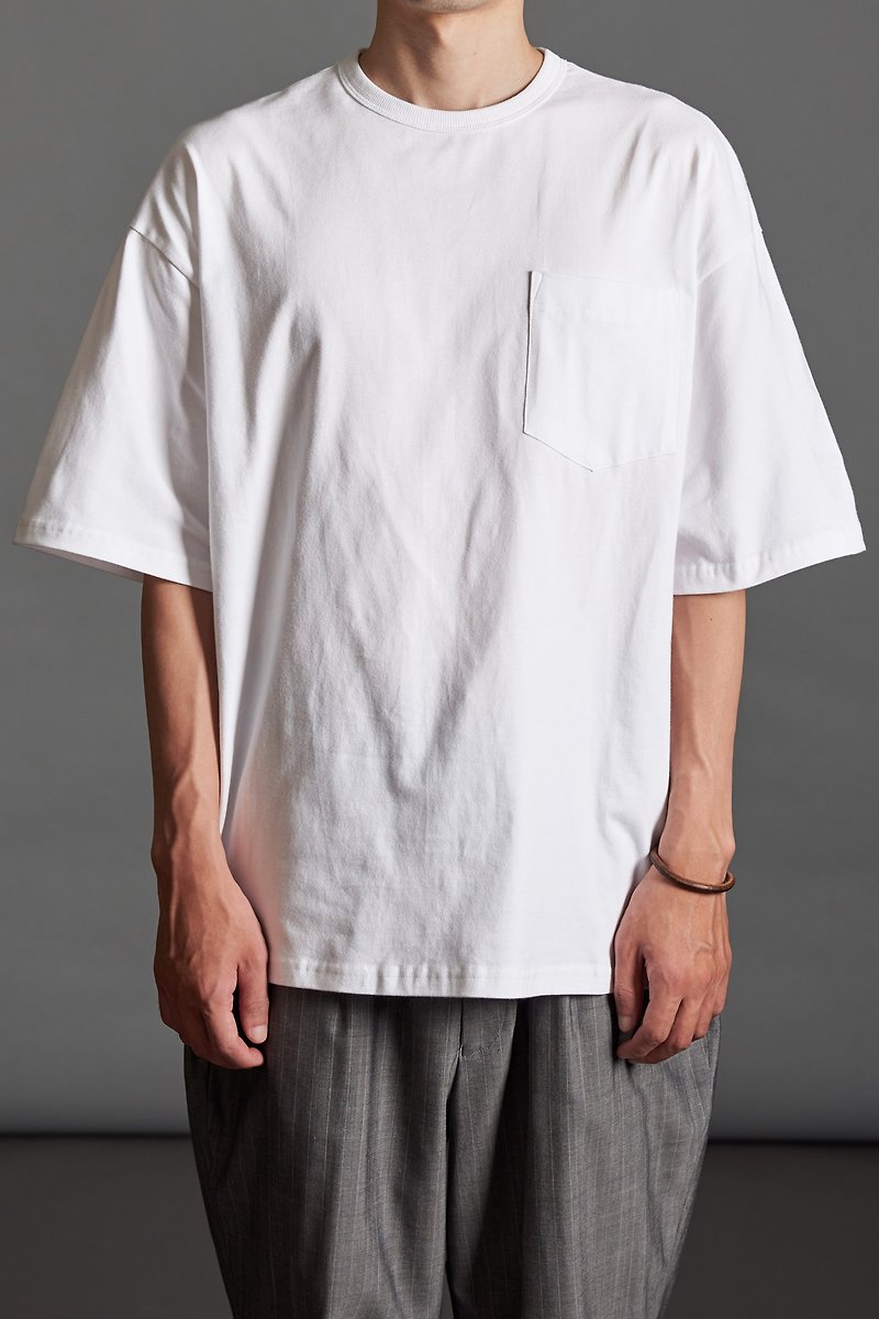 宽版口袋白色短TEE - 男装上衣/T 恤 - 棉．麻 白色