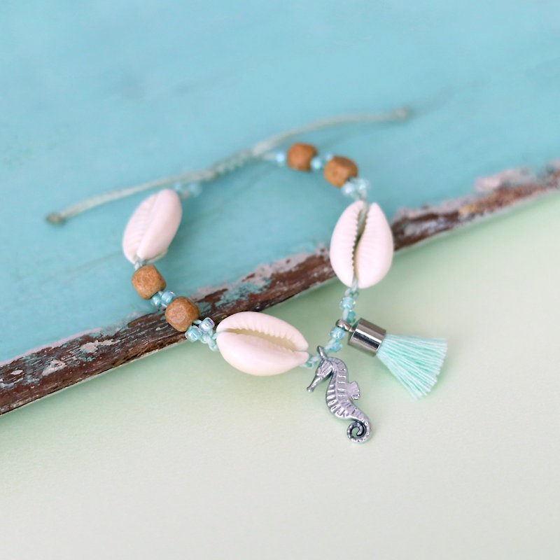 Seahorse mint tassel seashell beach bracelet - 手链/手环 - 其他材质 绿色
