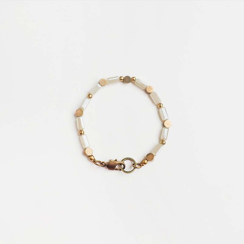 琉璃锁链弹性手环 (白透) - Glass Chain bracelet (beige) - 手链/手环 - 琉璃 白色