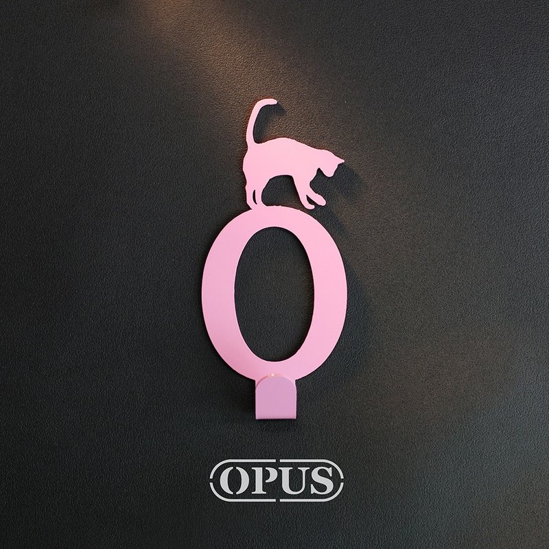 【OPUS东齐金工】当猫咪遇上字母O - 挂勾(粉红)/造型挂钩/无痕 - 收纳用品 - 其他金属 粉红色