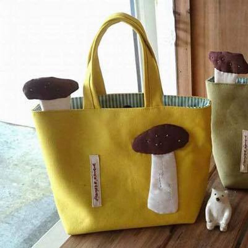 咖啡蘑菇手提袋/芥末黄底/飞碟头 - 手提包/手提袋 - 棉．麻 黄色