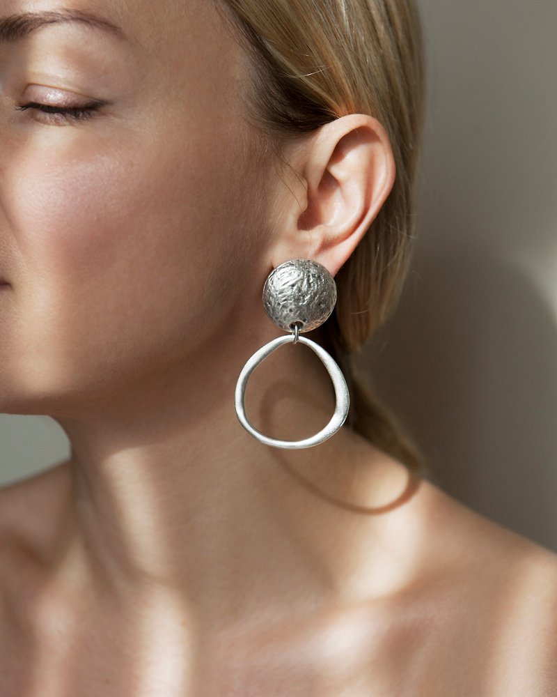 Hoop stud earrings, Large hoop earrings, Dangle earrings, Brass silver earrings - 耳环/耳夹 - 铜/黄铜 银色