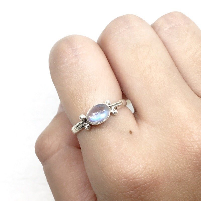 月光石925纯银简约时尚款戒指 尼泊尔手工镶嵌制作 - 戒指 - 宝石 蓝色