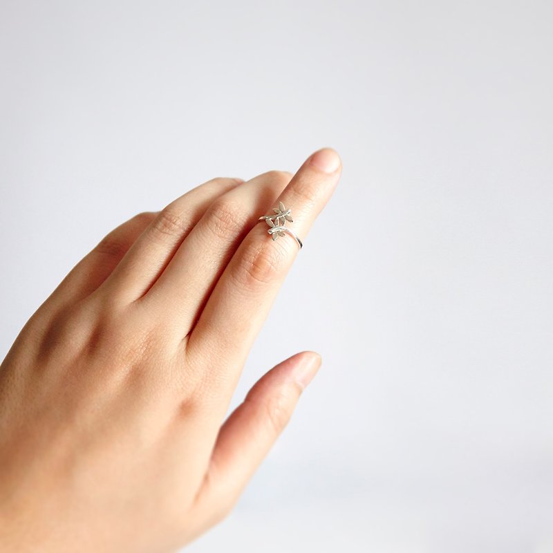 925银制蜻蜓造型戒指 // 独一无二(11号) - 戒指 - 其他金属 银色