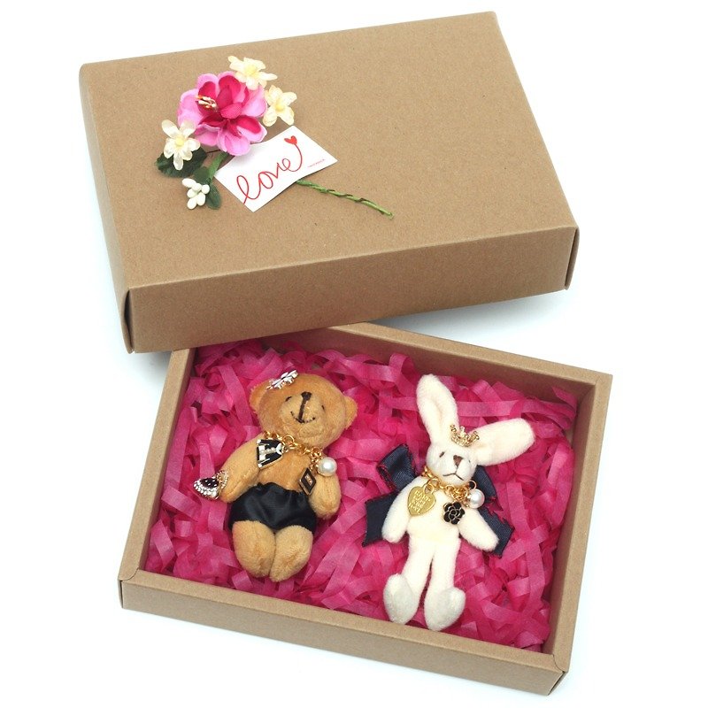 “Give Love” 小熊别针及公主兔兔别针礼盒套装 - 胸针 - 聚酯纤维 咖啡色