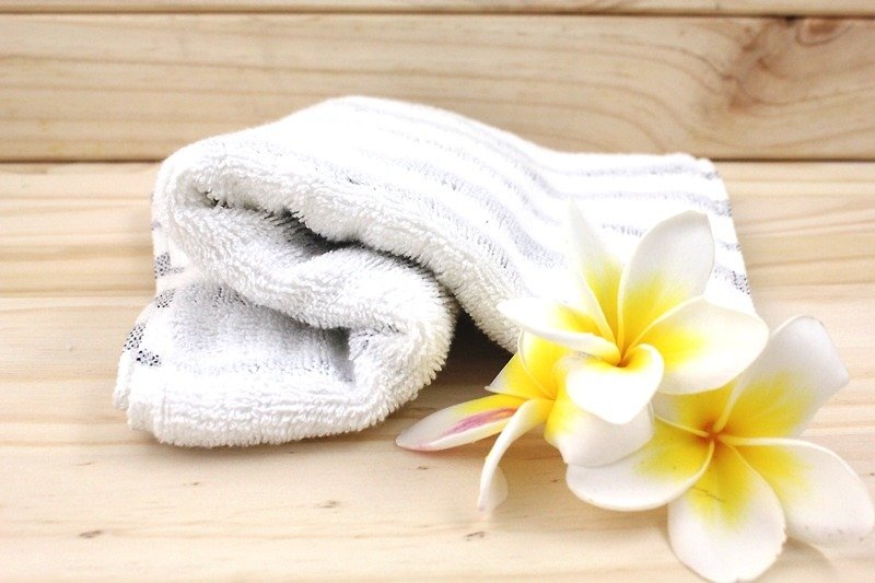 条纹毛巾【宝特瓶回收环保纤维织品】 - 毛巾浴巾 - 棉．麻 白色