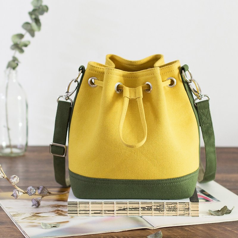 帆布水桶包 小号撞色 3色可选 外出小包 生日礼物 - 侧背包/斜挎包 - 棉．麻 黄色