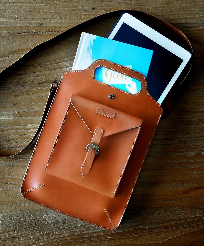 Handmade Vintage Genuine Leather Handbag , iPad / Tablet bag - 侧背包/斜挎包 - 真皮 咖啡色