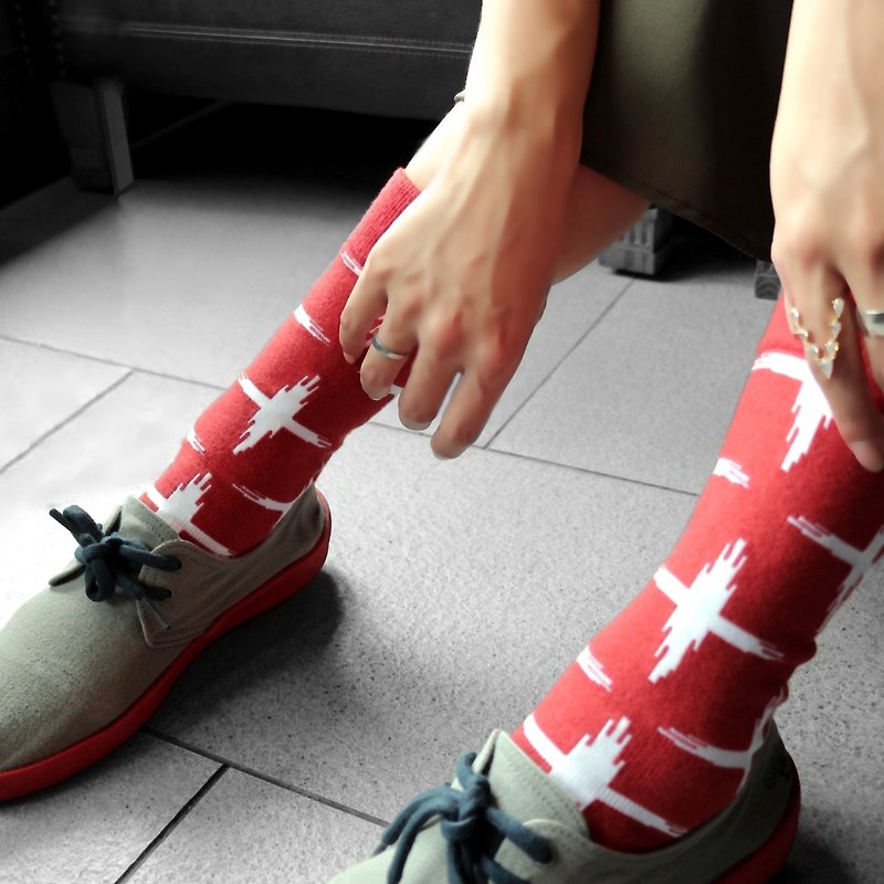 英伦风淑女袜 - Tramway 十字样式、复古简约、红色袜子 - 袜子 - 棉．麻 红色