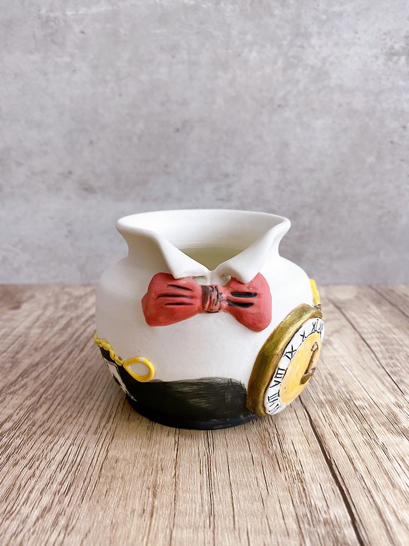 Poker西装花器| 陶瓷花瓶 | 陶器 - 花瓶/陶器 - 陶 白色