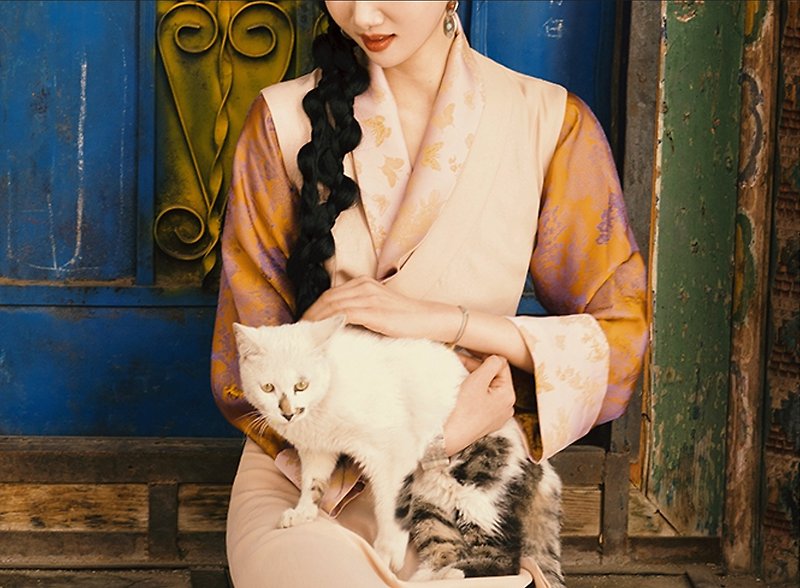 清瑶中式美学 中国风浪漫文艺西藏服套裝 - 洋装/连衣裙 - 其他材质 金色