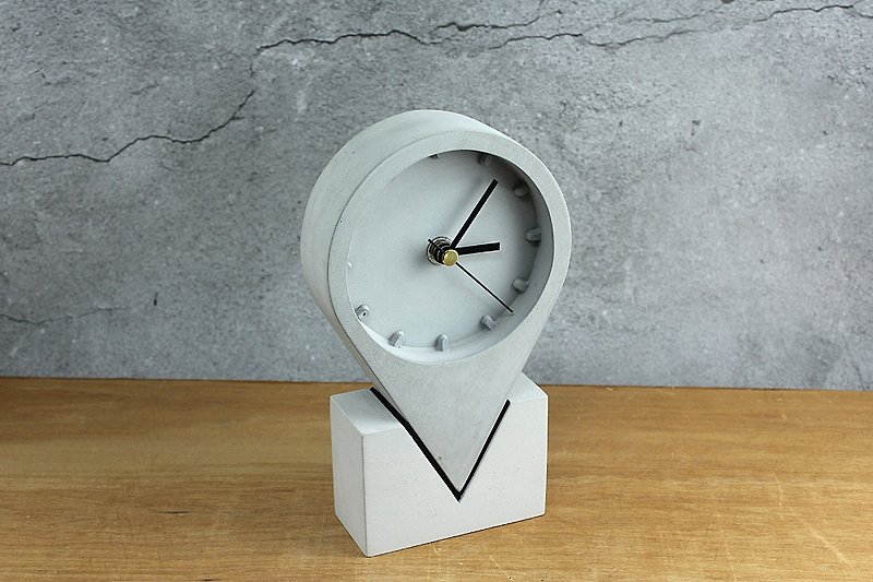 地标时钟-打卡-水泥时钟-工业风-文创礼品-手作创意-灰水泥款 - 时钟/闹钟 - 水泥 灰色