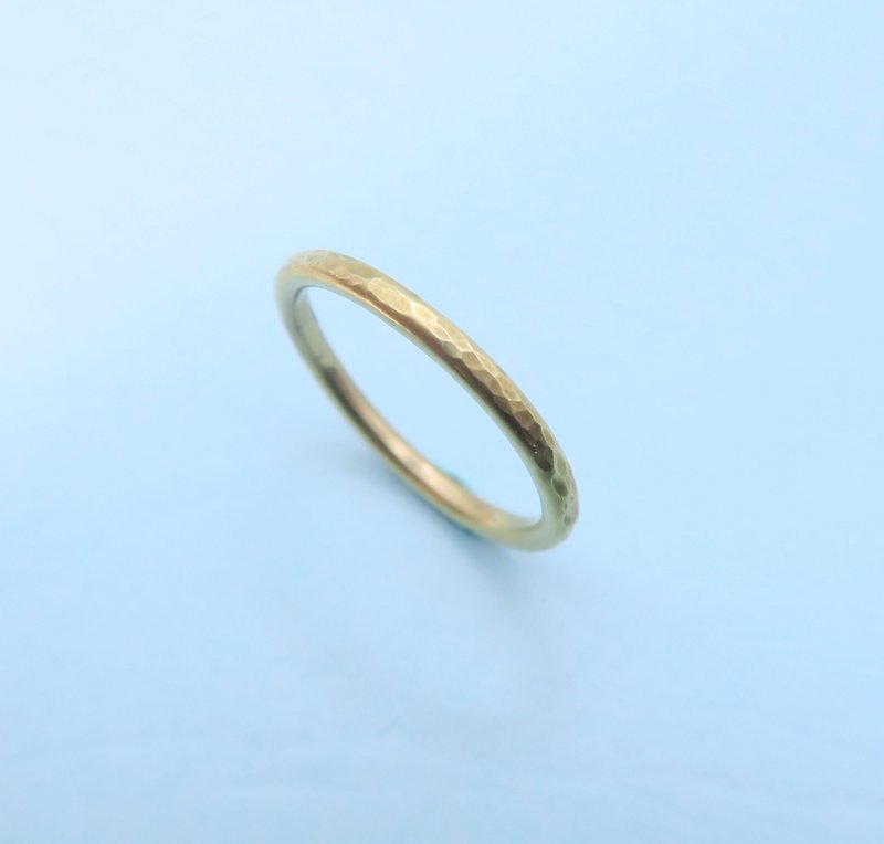 水波纹 黄铜锻敲戒指 - 纤细款(宽约1.5mm 厚约1~1.5mm) - 戒指 - 纯银 金色