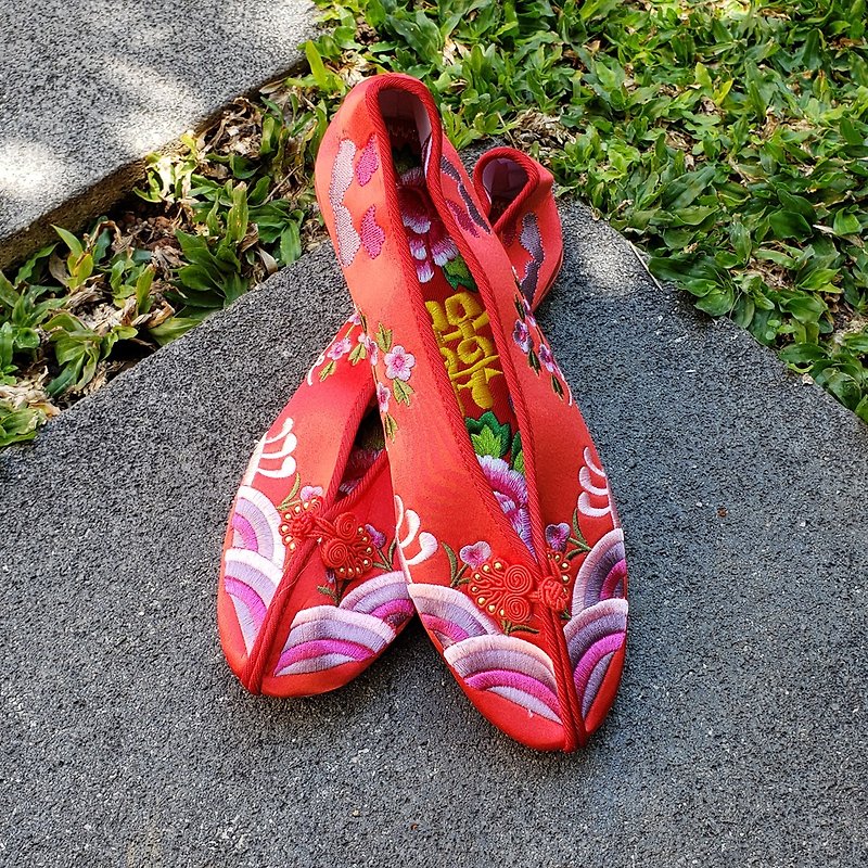 传统手工制造红色绣花鞋 KW11201708 紅色 - 女款休闲鞋 - 棉．麻 红色