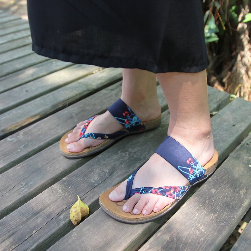 【京都の风景  流星花园】日式舒活/弹力莱卡布料/真皮软木气垫鞋 - 男女凉鞋 - 真皮 蓝色