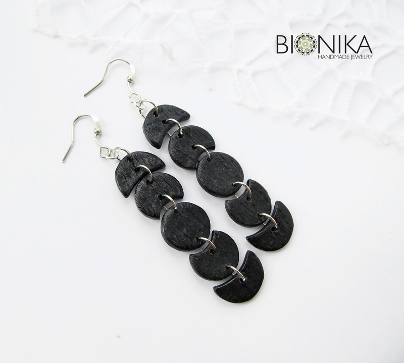 Moon phases earrings Crescent moon earrings Lunar earrings Pagan moon earrings - 耳环/耳夹 - 粘土 黑色