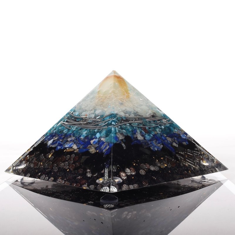 平静重生-超大奥刚金字塔Orgonite水晶矿石金属改运、净化、舒缓 - 摆饰 - 玉石 蓝色