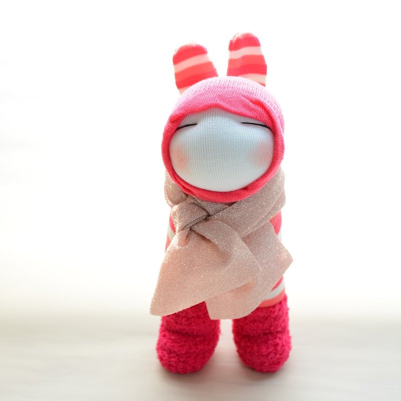 全手缝自然风袜子娃娃~桃红兔装女孩-旅行娃娃 - 玩偶/公仔 - 棉．麻 红色