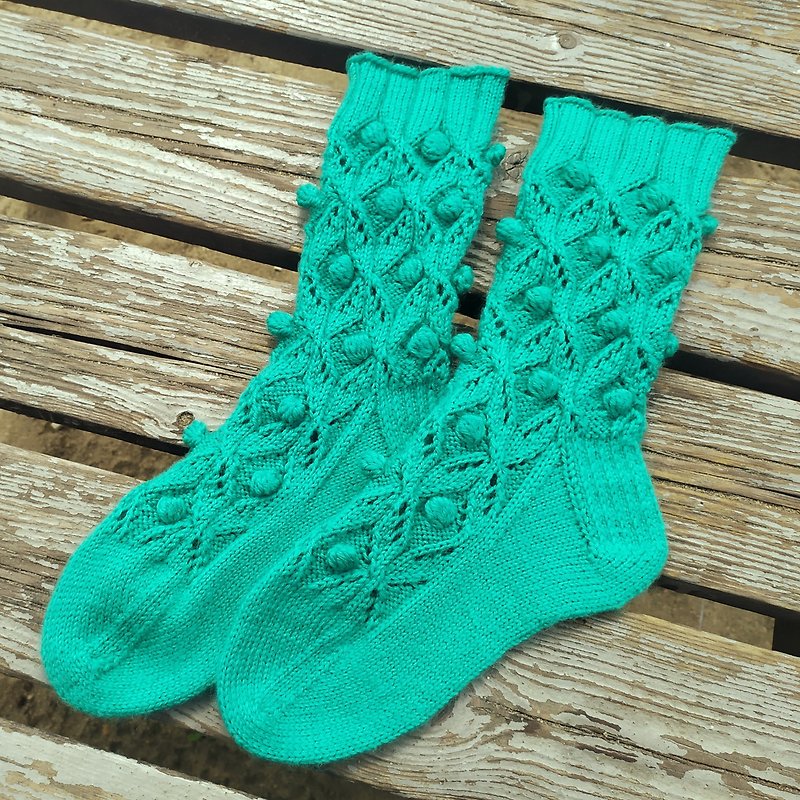 Beautiful warm knitted winter socks/ Warm knitted accessory - 袜子 - 羊毛 绿色
