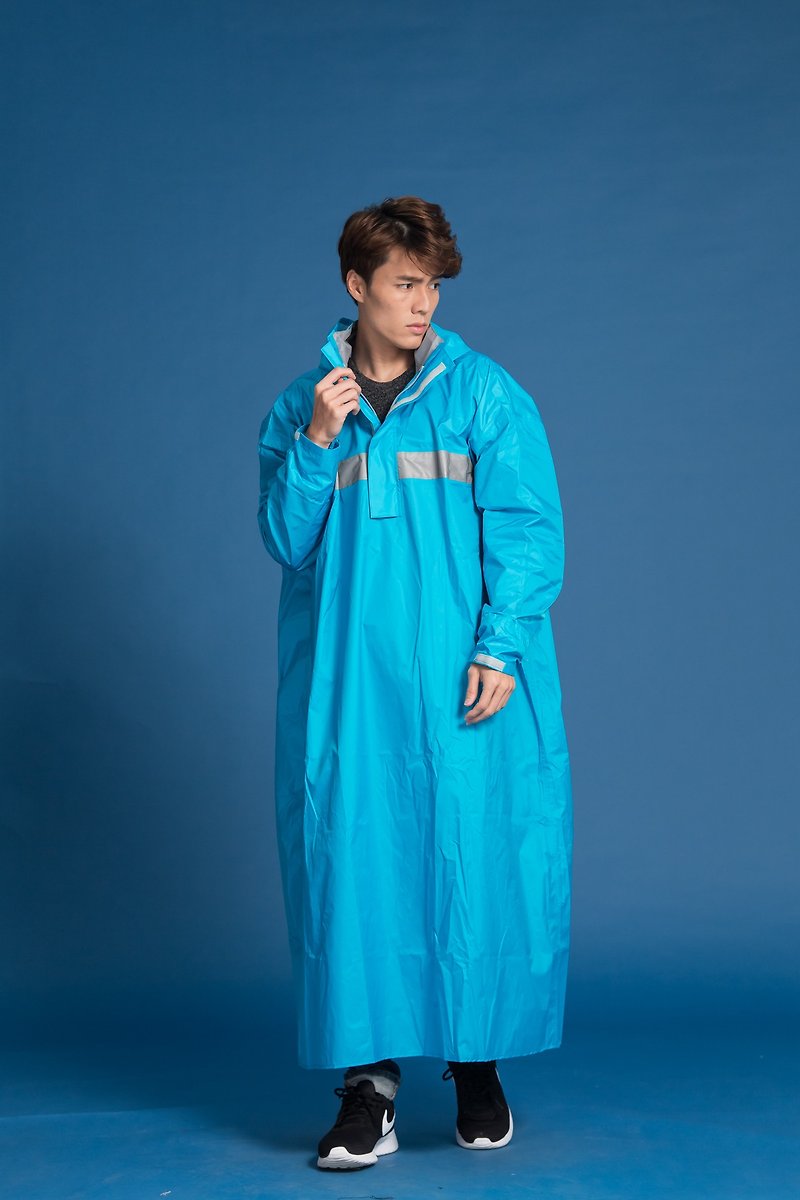 顶峰背包款款半开连身雨衣-湖水蓝 - 雨伞/雨衣 - 防水材质 蓝色