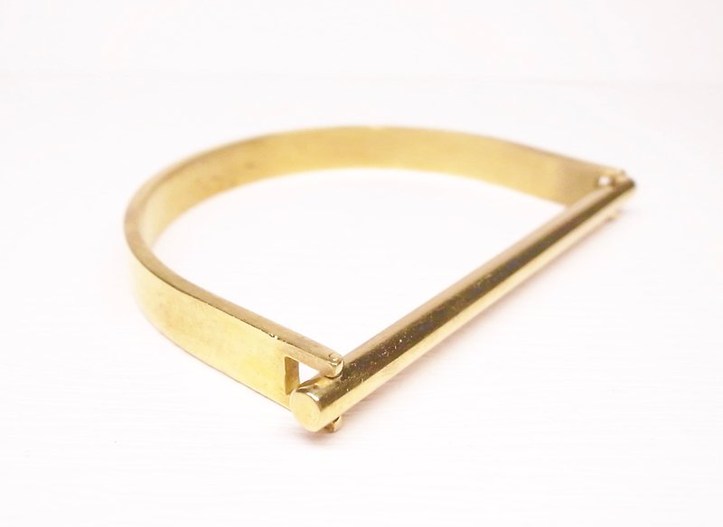 《二毛银》马蹄型开合黄铜个性手环（女生款）情人节（适合手围S～L号） - 手链/手环 - 其他金属 