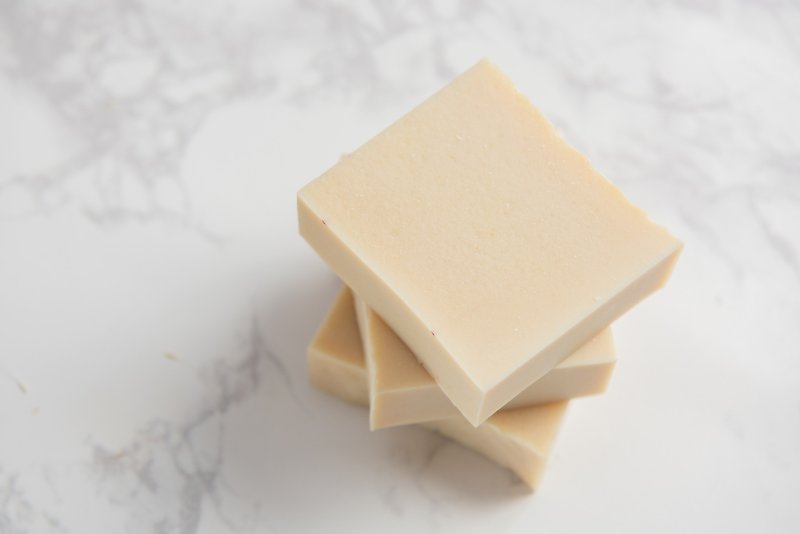 牛樟芝冷制手工皂丨牛樟芝丨所有肤质适用 - 肥皂/手工皂 - 其他材质 