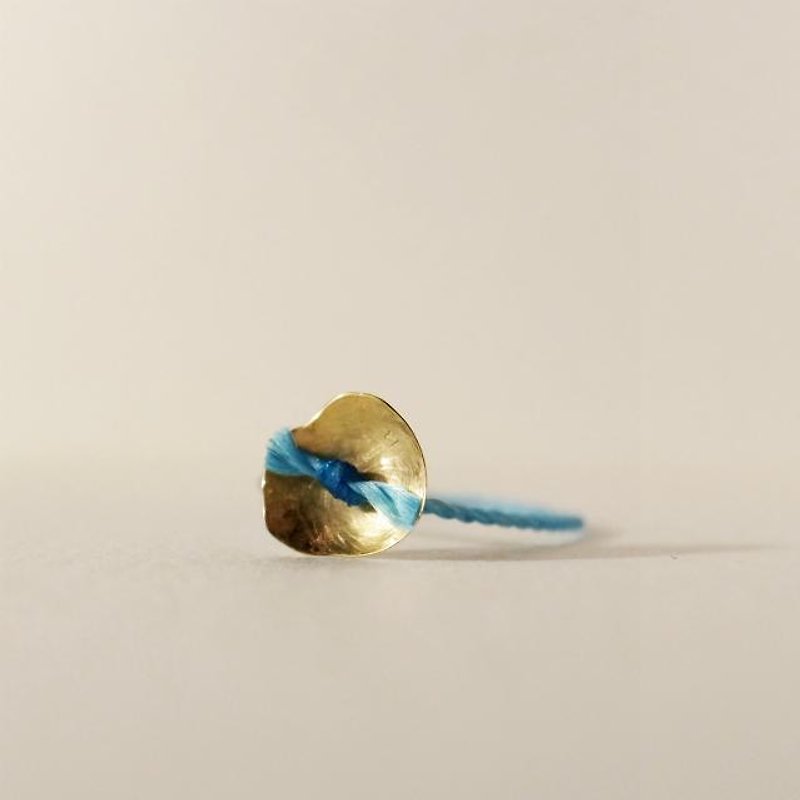 18金ゴールドリング　フラワー(M)Blue レディース ミニマリスト - 戒指 - 贵金属 金色