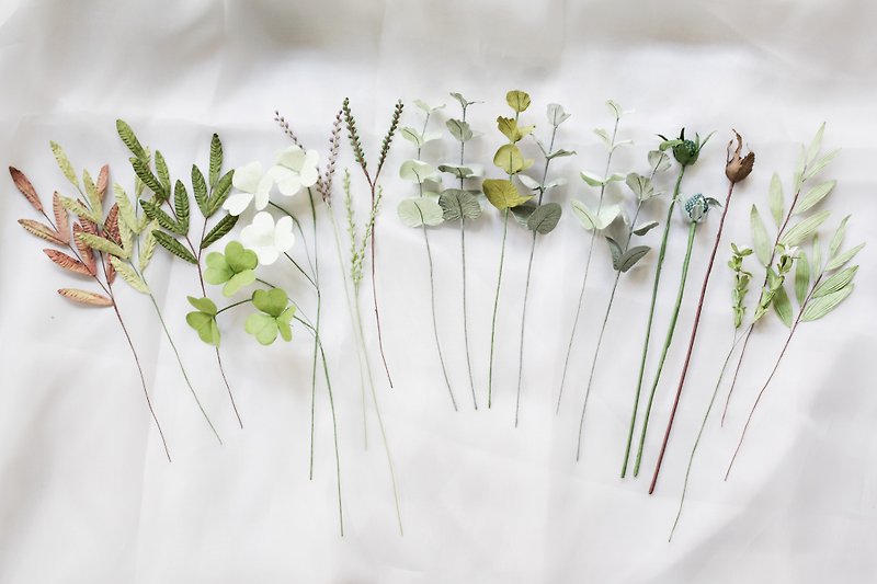 PR007 : Mix Paper Leaves Set of Mini Flowers Wild Things Size 10" Length - 摆饰 - 纸 绿色