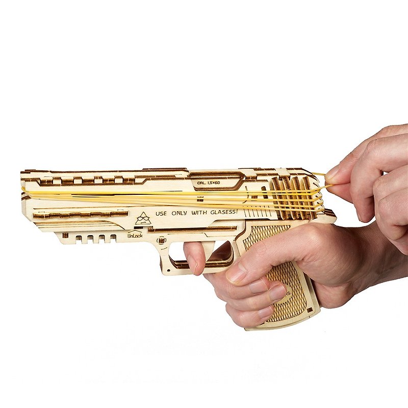 /Ugears/ 乌克兰木制模型 沃夫001手枪 Wolf-01 Handgun - 数码小物 - 木头 