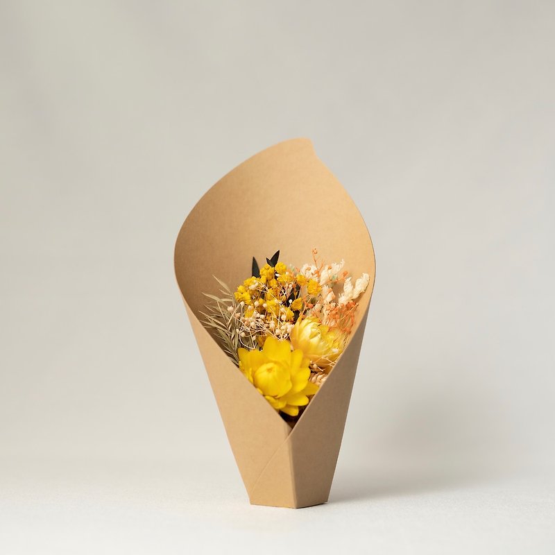 cup of flower ~ mini bouquet of paper and dried flowers ~ sand beige