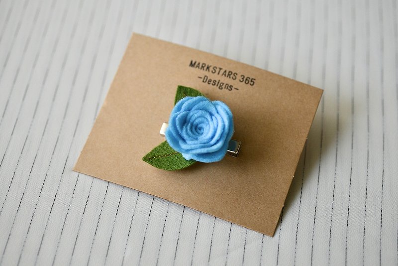 玫瑰仙子发夹 - 天蓝 - 发饰 - 聚酯纤维 蓝色