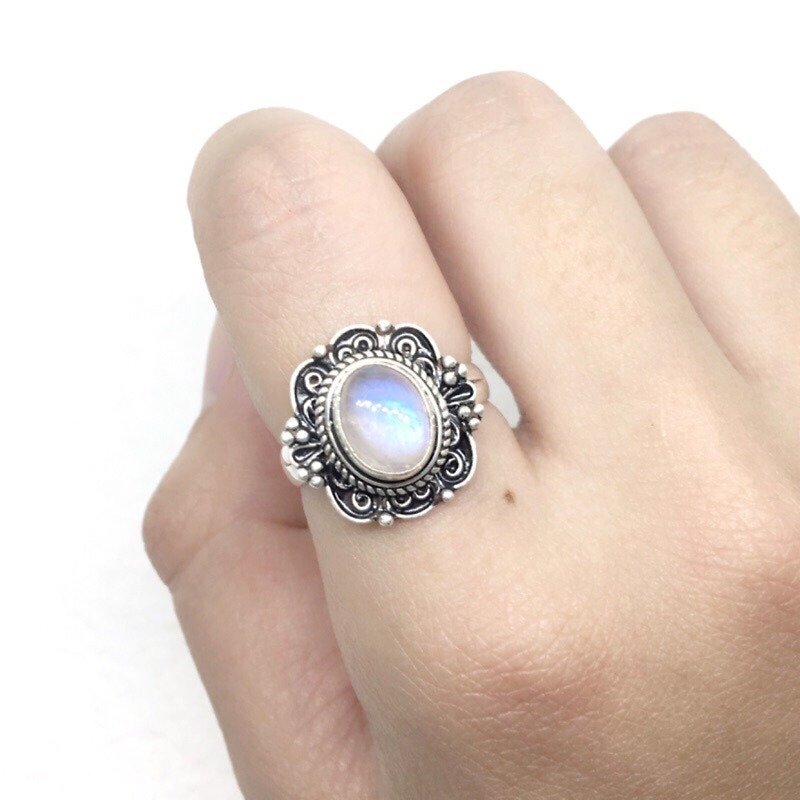 月光石925纯银古典设计戒指 尼泊尔手工镶嵌制作 - 戒指 - 宝石 蓝色