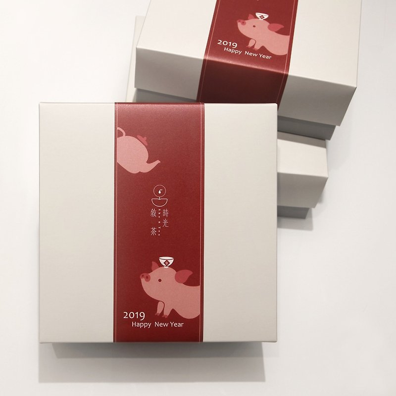 / 春节礼盒 / 山韵金萱x茶食礼盒 - 茶 - 纸 红色