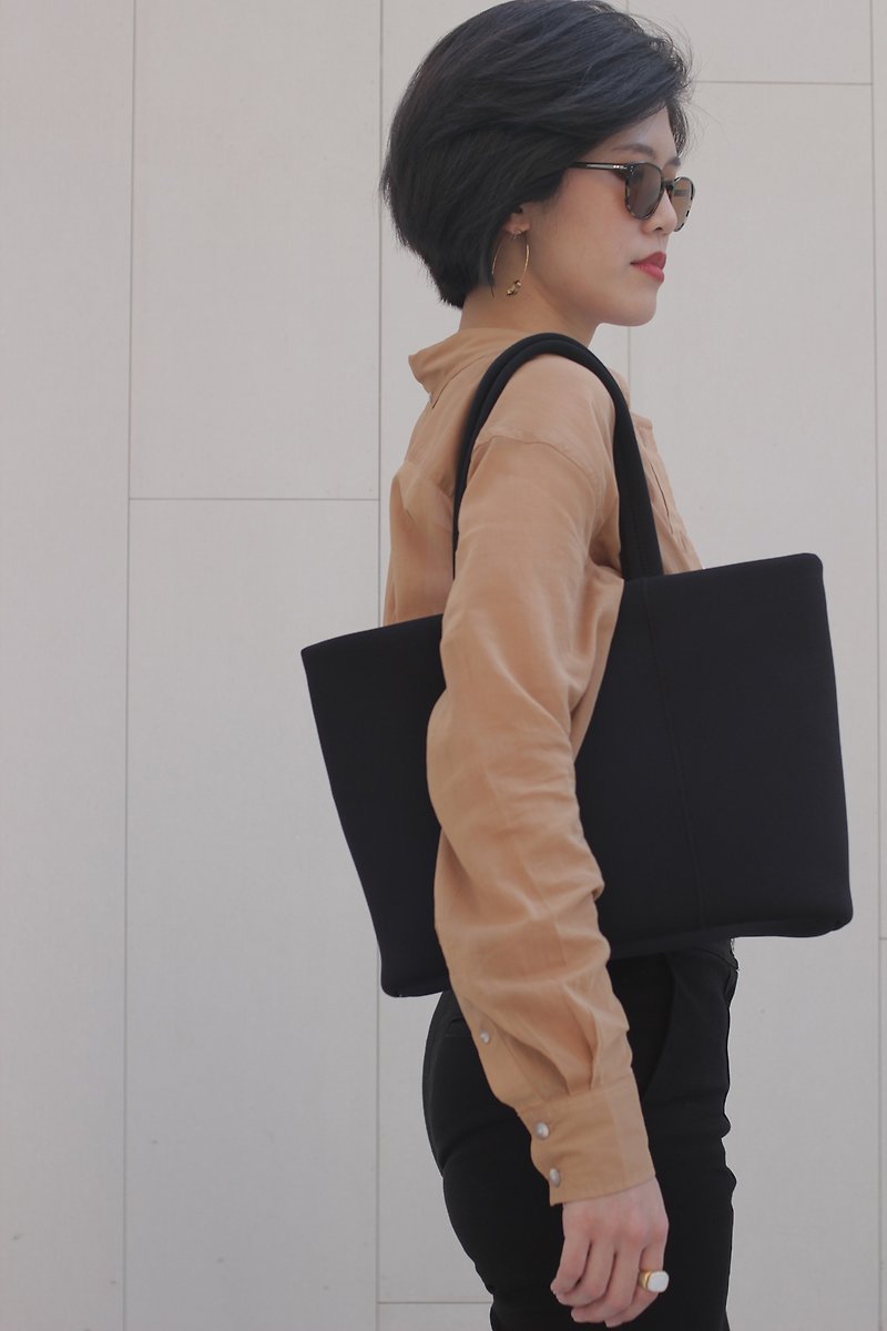 Neoprene Tote Bag 潜水布料托特包【4色】 - 手提包/手提袋 - 防水材质 黑色