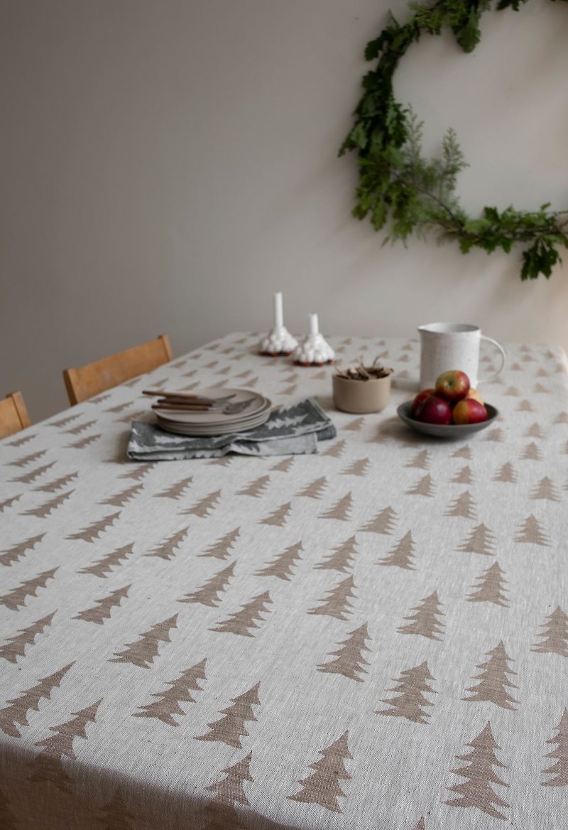 北欧设计师款 – 冷杉桌巾(147X147cm) Gran Tablecloth, Sand - 餐垫/桌巾 - 棉．麻 黑色