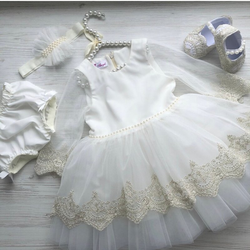 Ivory dress with gold lace and pearls with headband for baby girl. - 童装礼服/连衣裙 - 其他材质 