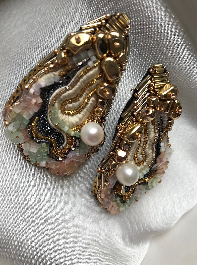 串珠牡蛎耳环，手工海洋艺术珠宝 - 耳环/耳夹 - 玻璃 金色